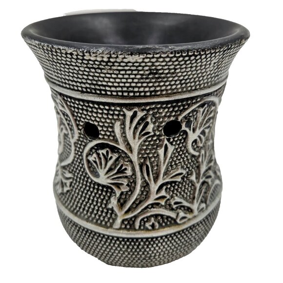 Scentsy Silvervine Plug In Wax Warmer SHADE ONLY Read - Picture 1 of 10
